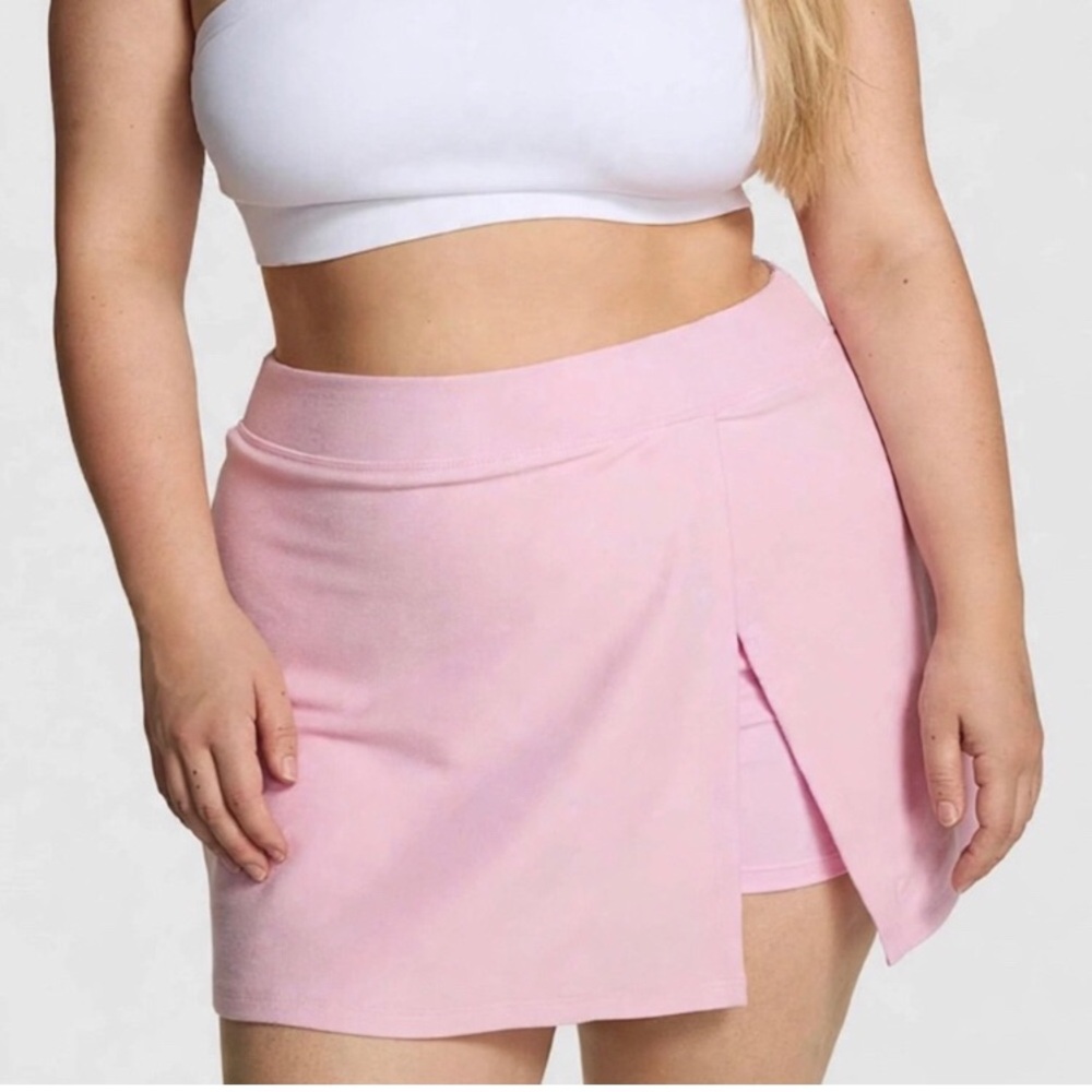 PINK Victoria's Secret Light Pink Athletic Skort with Side Slit